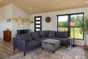 124 Donna's Ln, Lopez Island, WA 98261 - Photo 4