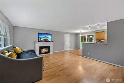 2008 Pacific Place, Mount Vernon, WA 98273 - Photo 4