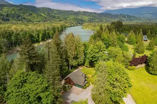 42809 Rivers Edge Ct, Concrete, WA 98237 - Photo 2