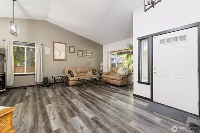 6011 205th Avenue E, Bonney Lake, WA 98391 - Photo 4