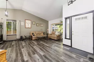 6011 205th Ave E, Bonney Lake, WA 98391 - Photo 4