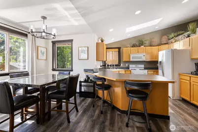 6011 205th Avenue E, Bonney Lake, WA 98391 - Photo 10