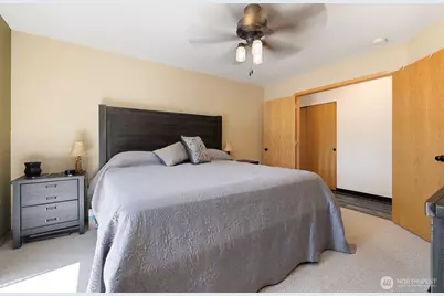 6011 205th Avenue E, Bonney Lake, WA 98391 - Photo 16