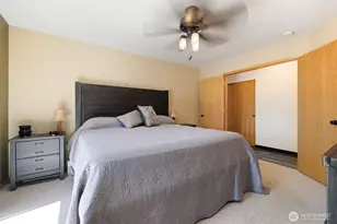 6011 205th Ave E, Bonney Lake, WA 98391 - Photo 16