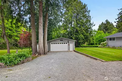 1300 Woodland Drive, Mount Vernon, WA 98274 - Photo 2