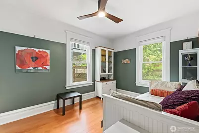 934 30th Avenue, Seattle, WA 98122 - Photo 14
