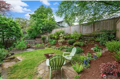 934 30th Avenue, Seattle, WA 98122 - Photo 36