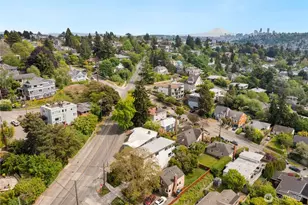 221 NW 50th St, Seattle, WA 98107 - Photo 32