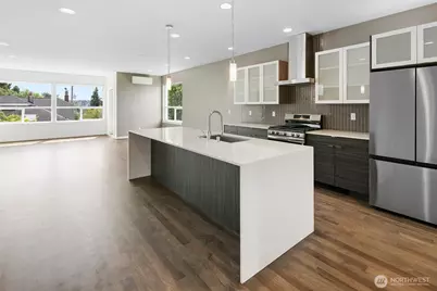 221 NW 50th Street, Seattle, WA 98107 - Photo 8