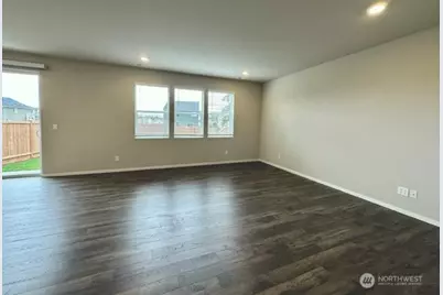 18902 Liberty Ridge Lane, Puyallup, WA 98375 - Photo 10