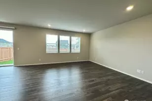 18902 Liberty Rdg Ln, Puyallup, WA 98375 - Photo 10