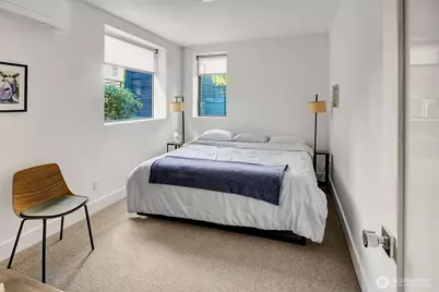 2660 9th Avenue W, Seattle, WA 98119 - Photo 28