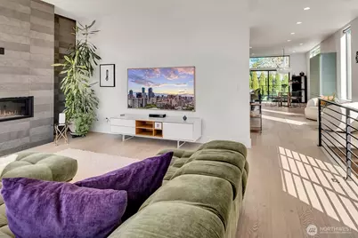 2660 9th Avenue W, Seattle, WA 98119 - Photo 6