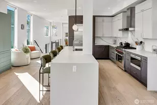 2660 9th Ave W, Seattle, WA 98119 - Photo 10
