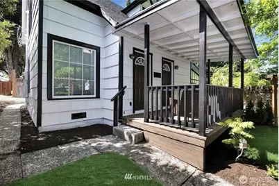 1511 N 10th Street #A, Tacoma, WA 98403 - Photo 2