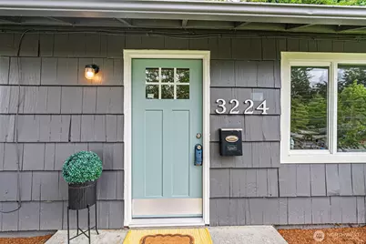 3224 Halverson Avenue, Bremerton, WA 98310 - Photo 2