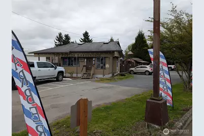 17303 Smokey Point Boulevard, Arlington, WA 98223 - Photo 1
