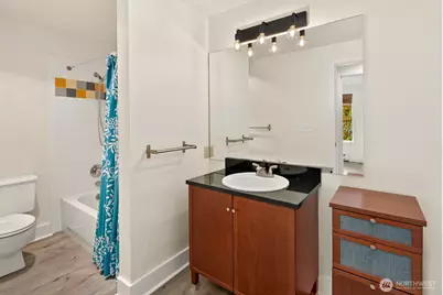 7323 Sandpoint Way NE #103, Seattle, WA 98115 - Photo 14