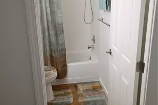 10501 8th Ave NE, Seattle, WA 98125 - Photo 6