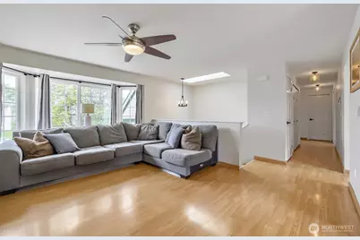 5219 64th Avenue NE, Marysville, WA 98270 - Photo 4