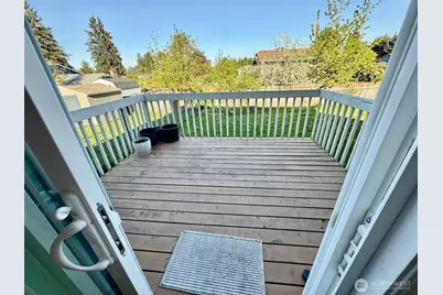 7711 40th Avenue Ct E, Tacoma, WA 98443 - Photo 12