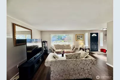 7711 40th Avenue Ct E, Tacoma, WA 98443 - Photo 8