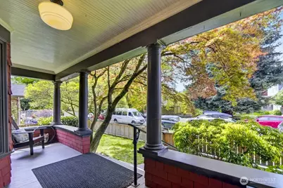 610 16th Avenue E, Seattle, WA 98112 - Photo 36
