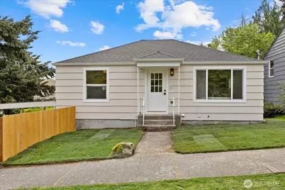 4238 28th Place W, Seattle, WA 98199 - Photo 1