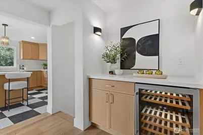 4238 28th Place W, Seattle, WA 98199 - Photo 8