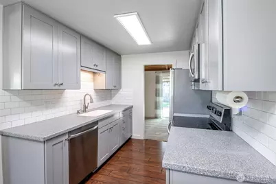 8906 35th Street W, University Place, WA 98466 - Photo 6