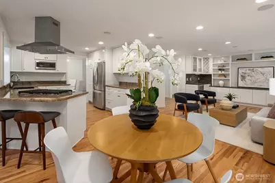 933 6th Place S, Kirkland, WA 98033 - Photo 12