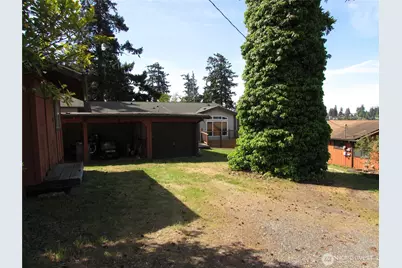 6728 Totem Beach Loop Road, Tulalip, WA 98271 - Photo 2