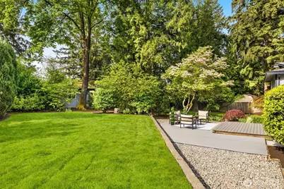 12532 SE 70th Street, Newcastle, WA 98056 - Photo 26