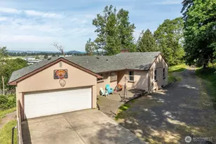 201 Carroll Rd, Kelso, WA 98626 - Photo 2
