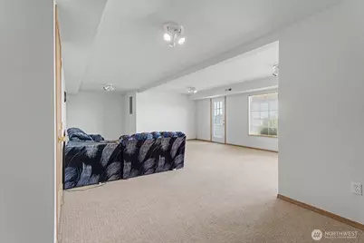 313 Peach Avenue, Sunnyside, WA 98944 - Photo 22