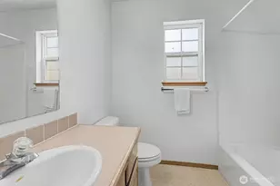 313 Peach Ave, Sunnyside, WA 98944 - Photo 18