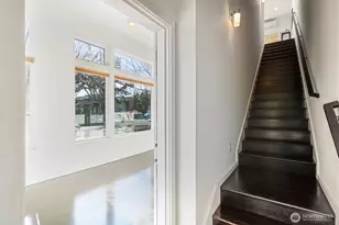 8501 14th Ave NW, Seattle, WA 98117 - Photo 10