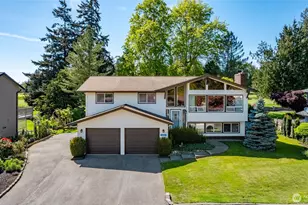 12472 Eagle Dr, Burlington, WA 98233 - Photo 2