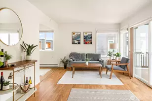 2552 14th Ave W, Seattle, WA 98119 - Photo 1