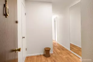 2552 14th Ave W, Seattle, WA 98119 - Photo 10