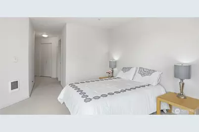 4528 8th Avenue NE #4B, Seattle, WA 98105 - Photo 10