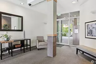 4528 8th Ave NE, Seattle, WA 98105 - Photo 18
