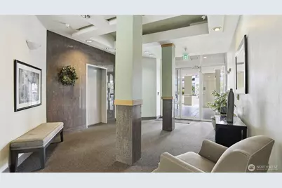 4528 8th Avenue NE #4B, Seattle, WA 98105 - Photo 18