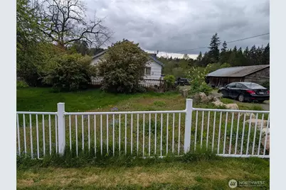18902 8th Avenue NW, Arlington, WA 98223 - Photo 2