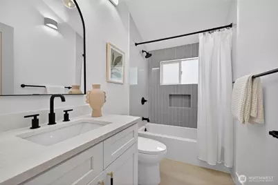 3402 48th Avenue SW, Seattle, WA 98116 - Photo 14