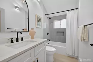 3402 48th Ave SW, Seattle, WA 98116 - Photo 14