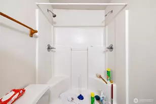 921 Erin Ln W, Eatonville, WA 98328 - Photo 16