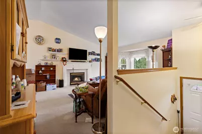 921 Erin Lane W, Eatonville, WA 98328 - Photo 4