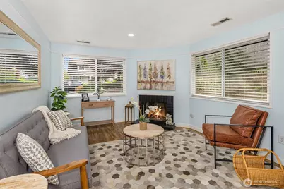 3912 S Orcas Street, Seattle, WA 98118 - Photo 4