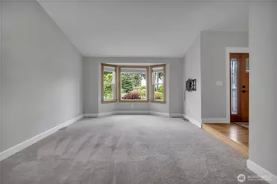 1125 S 258th Street, Des Moines, WA 98198 - Photo 4